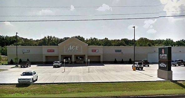 ACE-Curtis Hardware: 925 Arkansas State Highway 77, Marion, AR 72364